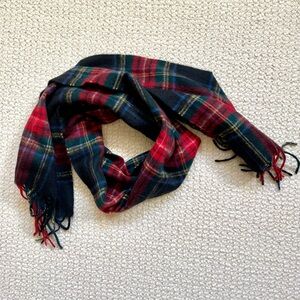 EUC | Black Stewart | Tartan Cashmere Scarf | Classic Scottish Plaid + Fringe